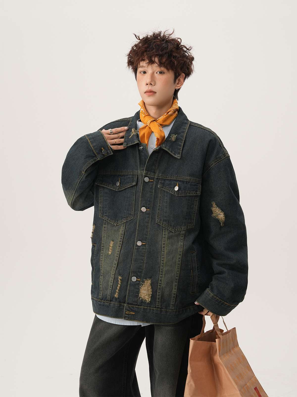 جاكيت دنيم ممزق على الطراز الأ - مراجعة Mens Fashion Denim وسعره